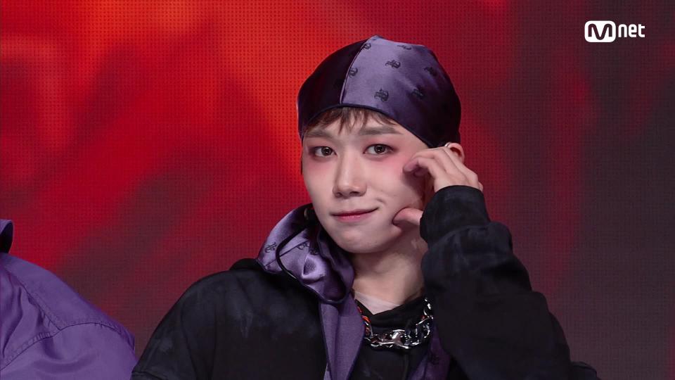 stayc-bubble-mnet-230831-tv